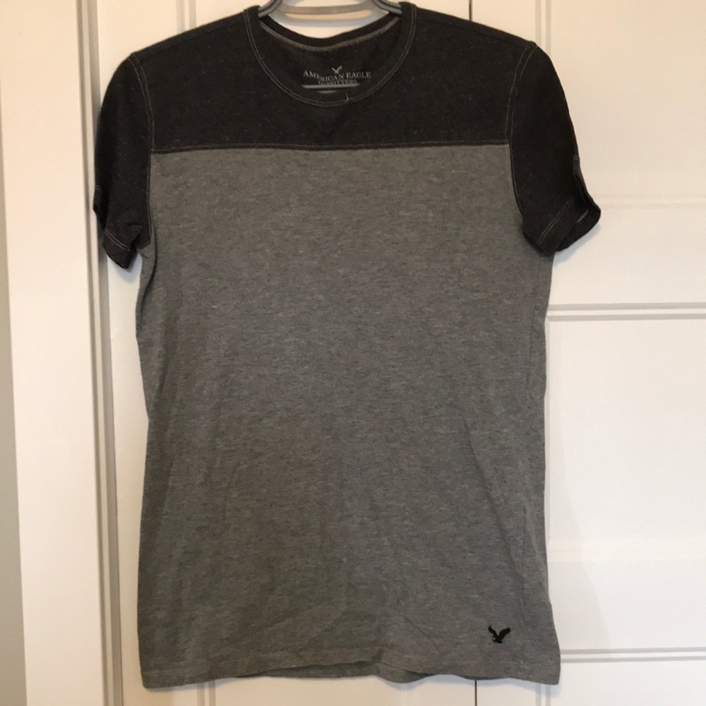 American eagle t shirt